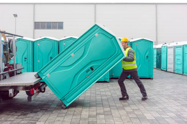 Best Wedding porta potty rental  in Delavan, WI
